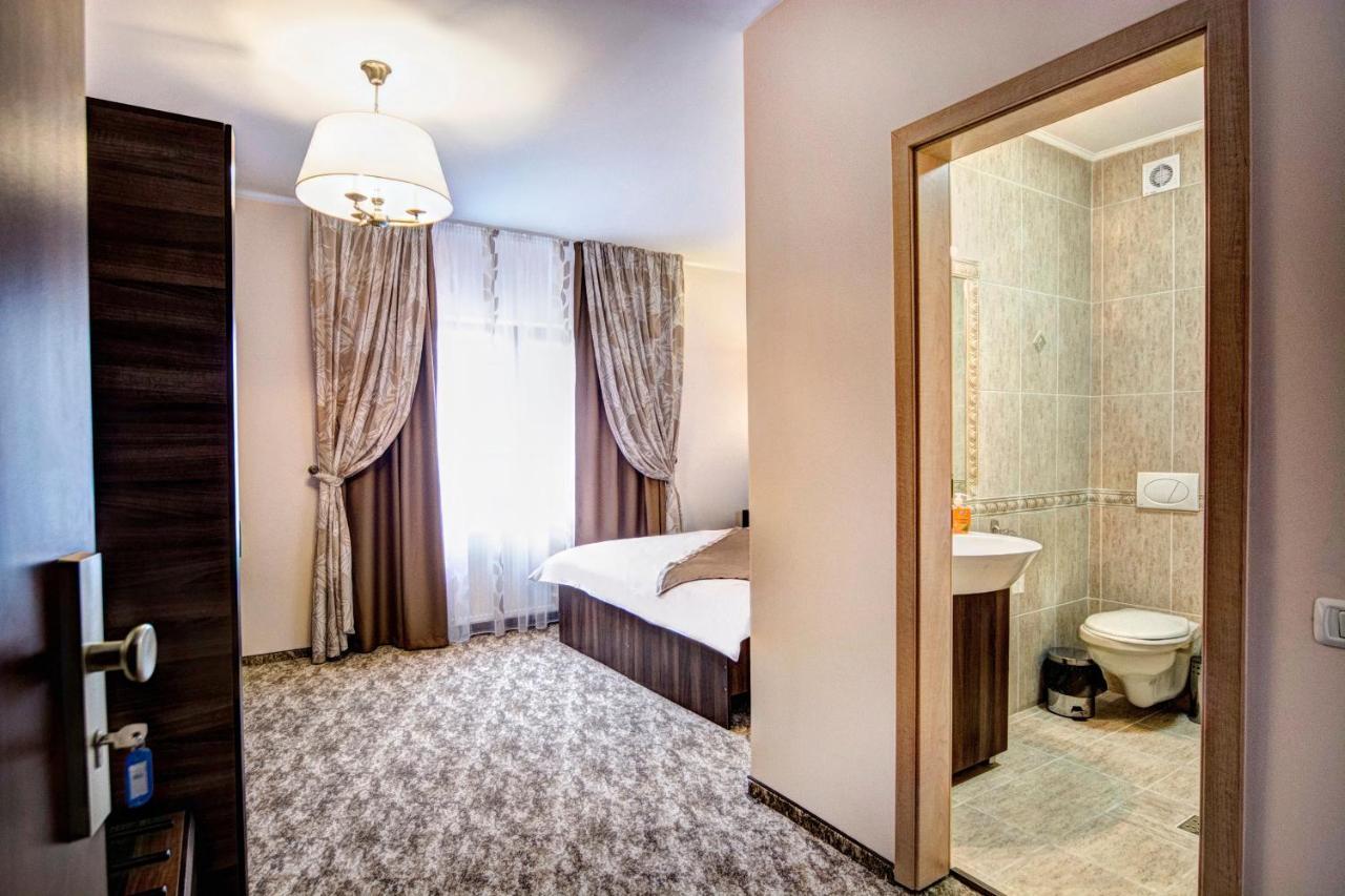 Pensiunea Poiana Viselor Poiana Mărului Esterno foto
