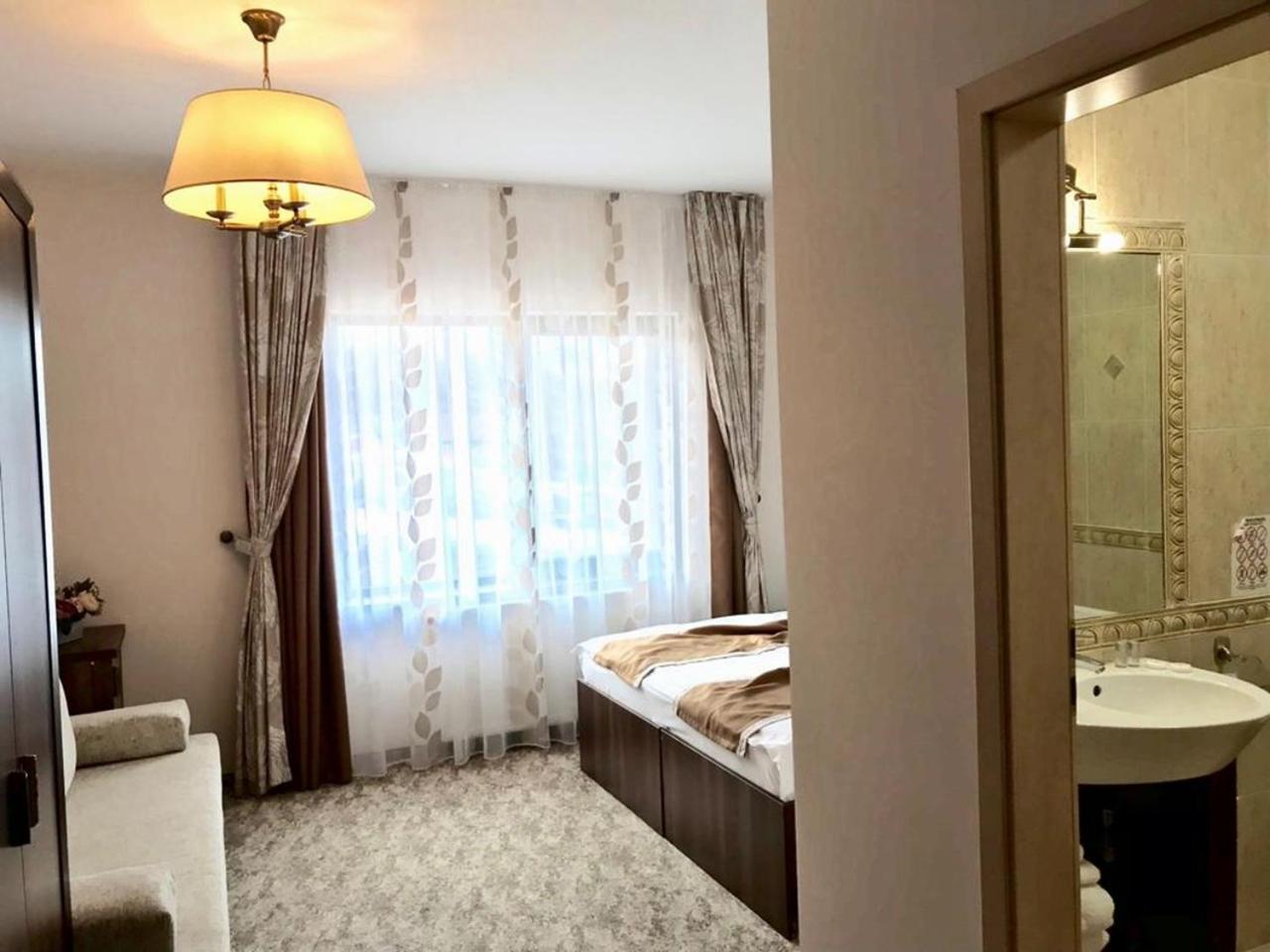 Pensiunea Poiana Viselor Poiana Mărului Esterno foto